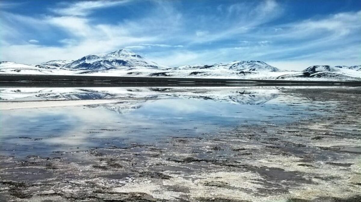 Ricardo Quintela oficializó la denuncia por la venta de tierras en La Rioja