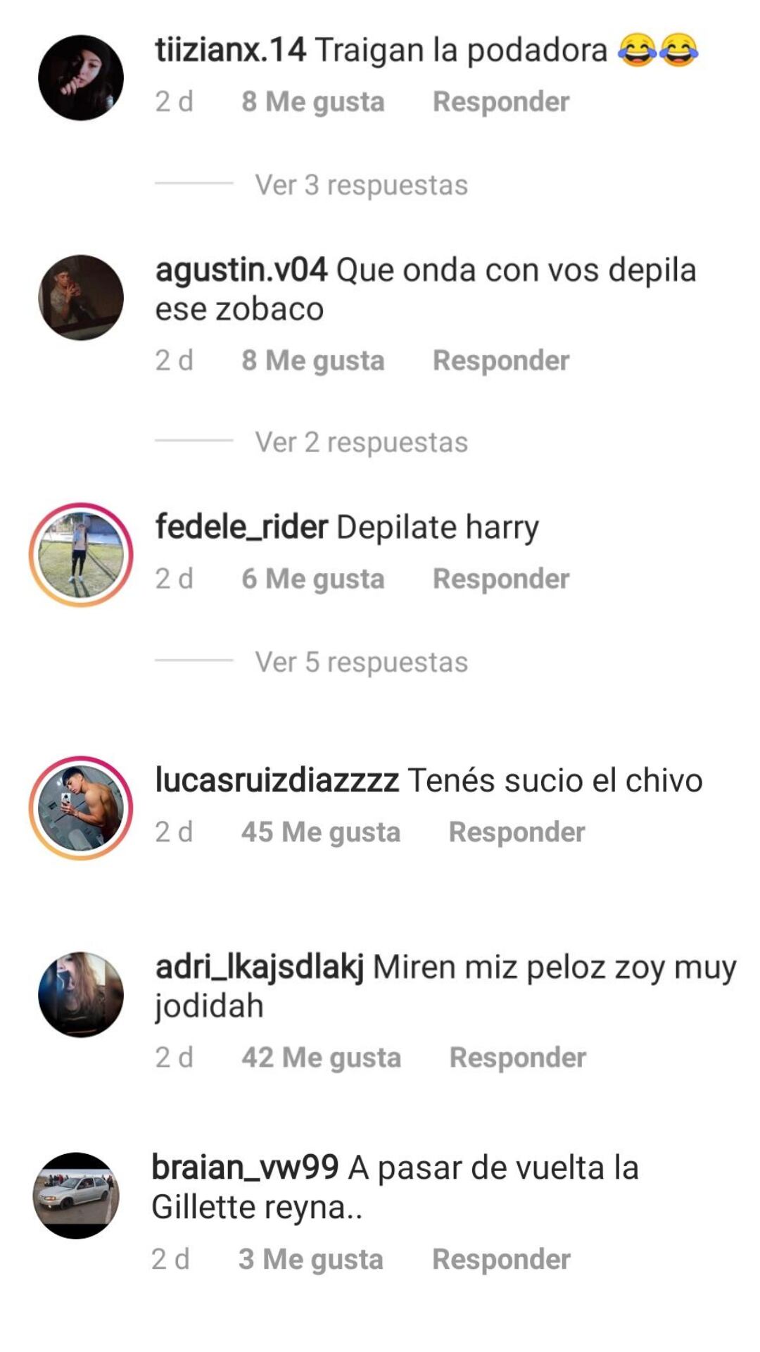 Algunos de los comentarios negativos que recibió Becerra dentro de su publicación.