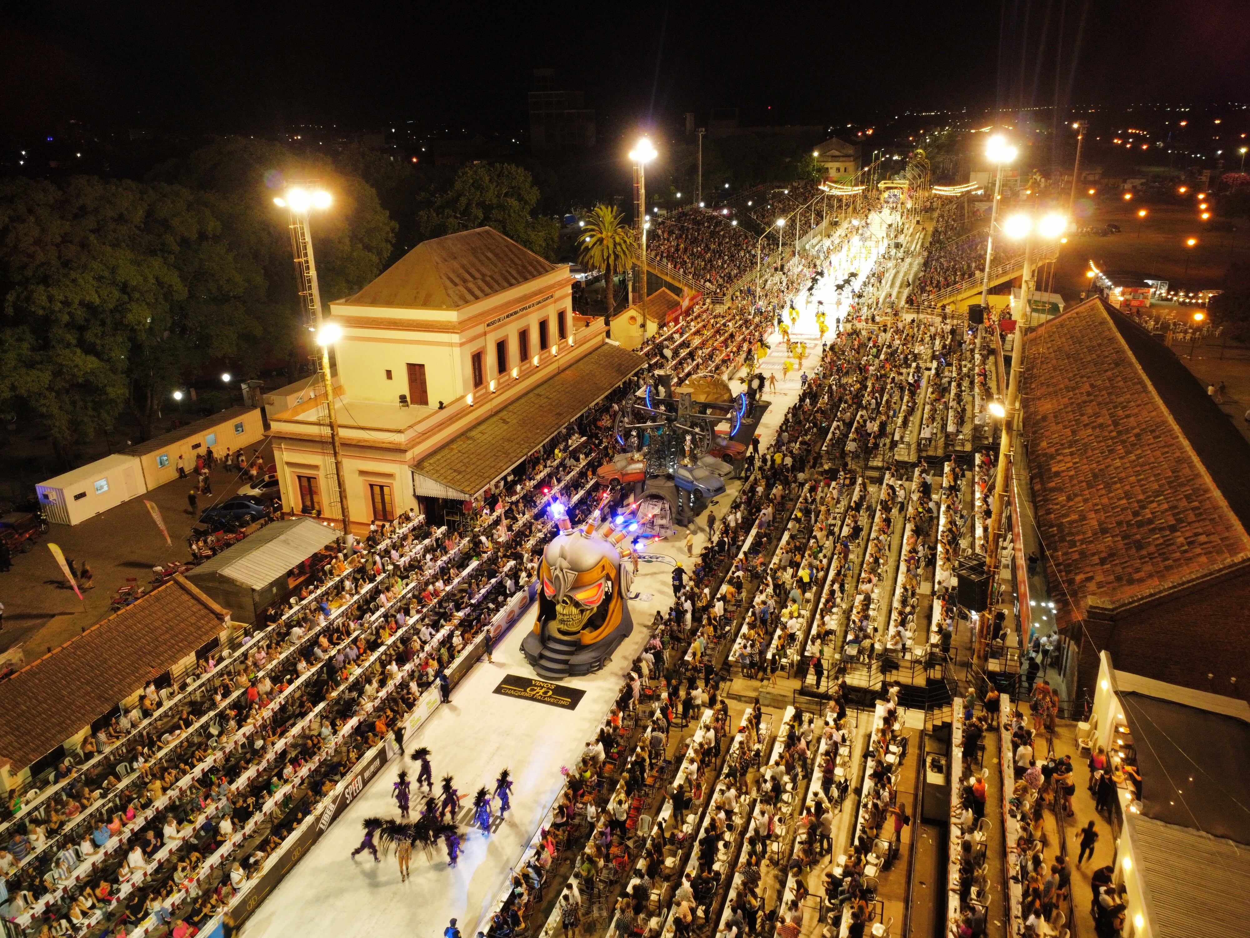 Corsódromo de Gualeguaychú con el despliegue del Carnaval del País