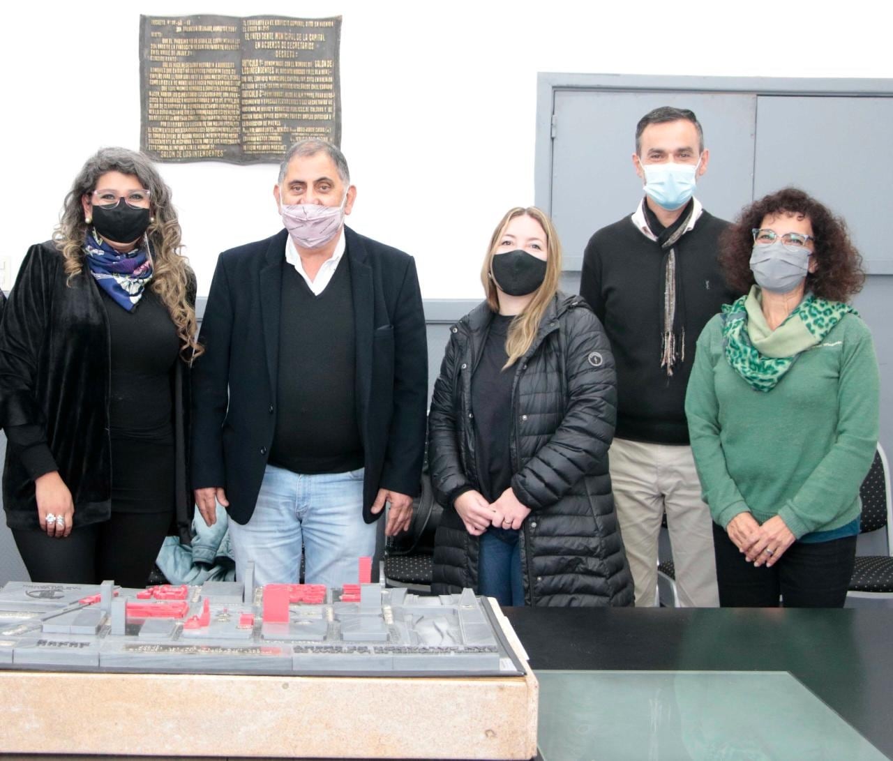 La Dirección de Turismo de San Salvador de Jujuy pondrá a disposición de los vecinos y visitantes, una maqueta háptica del casco histórico de la ciudad.