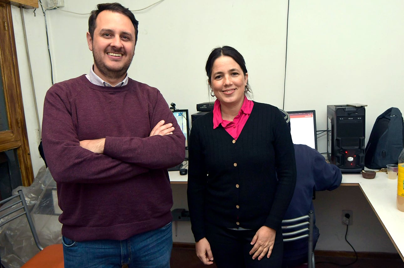 Lautaro Jiménez y Noelia Barbeito (Frente de Izquierda Unidad)
Pre candidato a gobernador y vicegobernadora por el FIT
Foto:  Orlando Pelichotti

