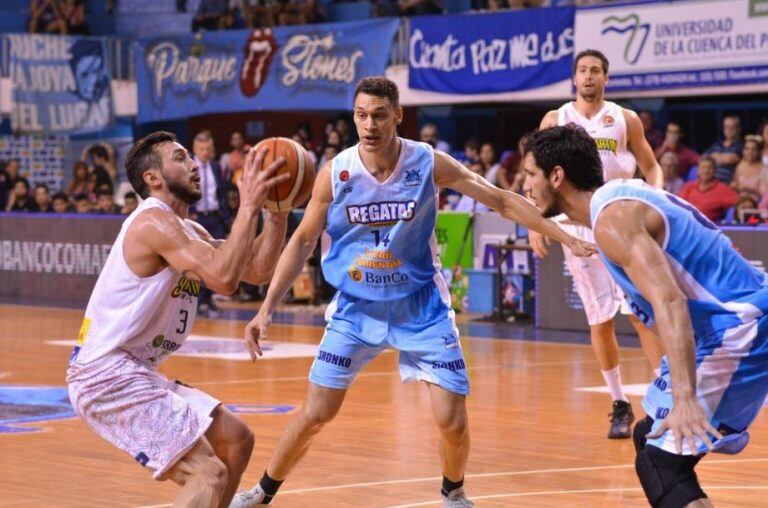 Regatas venció a San Martín y se quedó con una nueva edición del clásico correntino. (Foto: Prensa Liga Nacional)