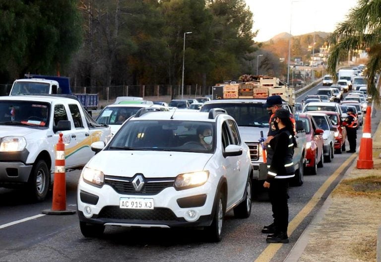 El COE habilitó la circulación en el corredor Punilla - Cruz del Eje. (Foto: prensa policial).