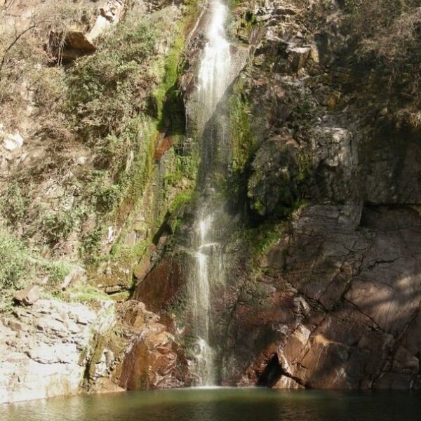 Cascada de los Pizarros