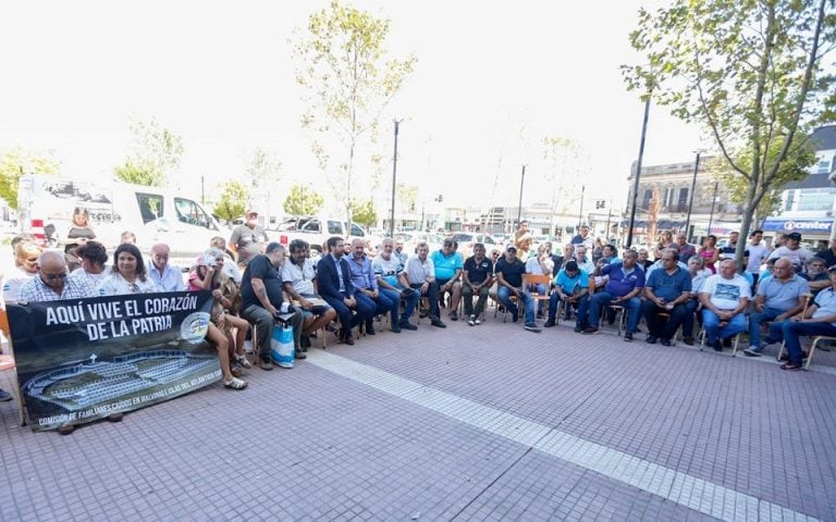 Apertura de Congreso Combatientes de Malvinas. Ensenada