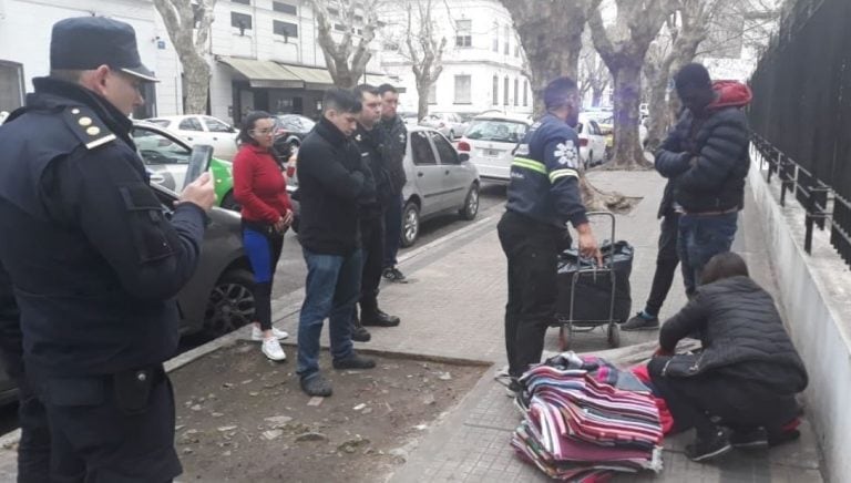 La policía incautó mercadería durante los operativos (web)