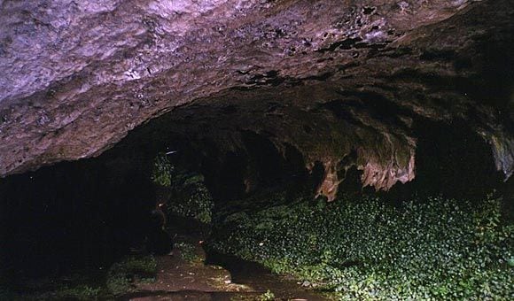 Gruta de Inti Huasi.