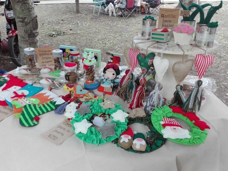 Stands Artesanos participando de la Fiesta Regional de la Historia de la Carne