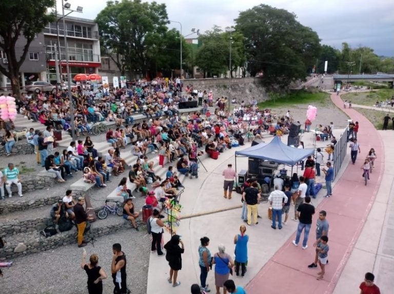 El anfiteatro Las Lavanderas del parque lineal Xibi Xibi recibió al certamen selectivo Pre Cafrune.