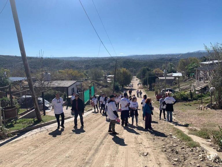 Carlos Felpeto recorrió las calles de Carlos Paz