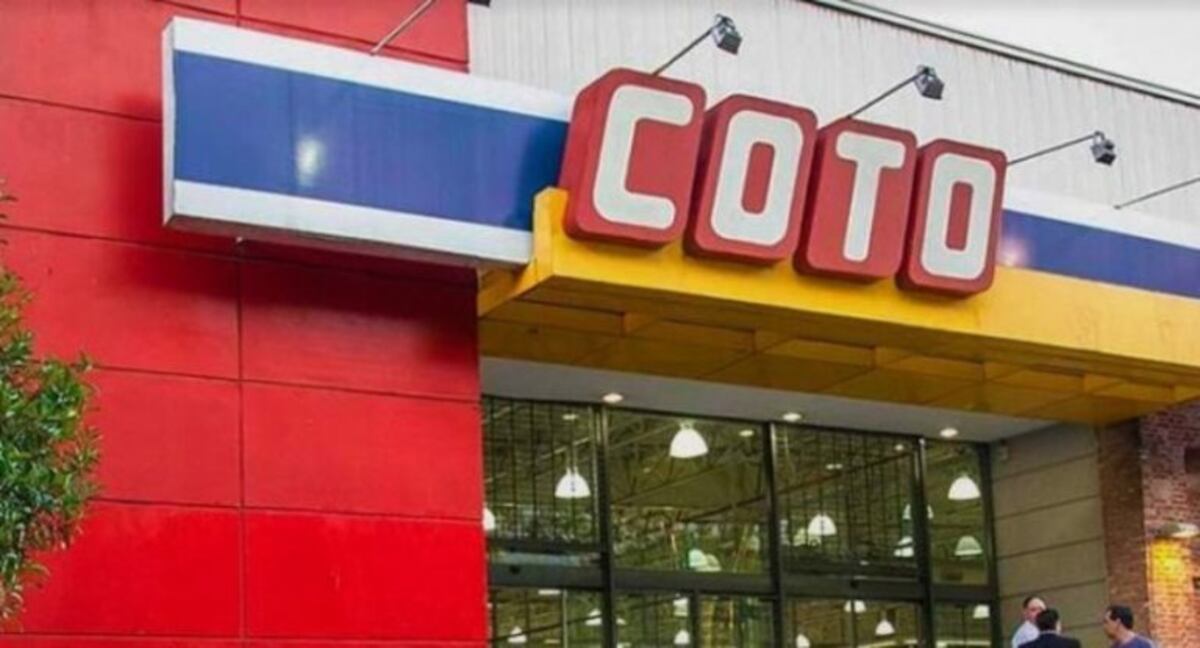Coronavirus: hay más de 10 casos en el supermercado Coto de Lanús y la empresa se niega a cerrar la sucursal