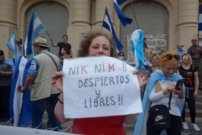 Marcha en Bahia Blanca