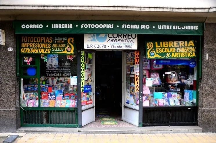 Librería solidaria: hacen copias de CV gratis para quienes no pueden pagarlas (Foto: Jonatan Moreno/Crónica)