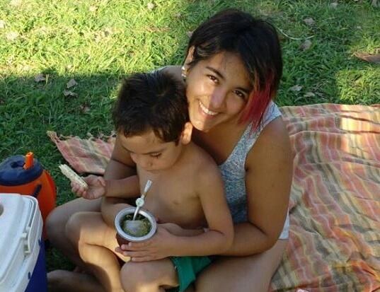 Betsi convivió 15 meses con Benjamín y compartió en las redes cómo fue el momento de desprenderse del niño. (Facebook)