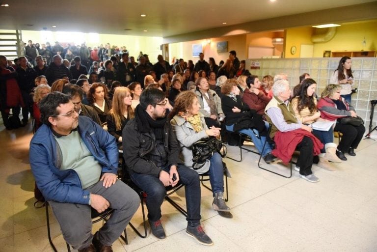 Vecinalistas participaron del acto.