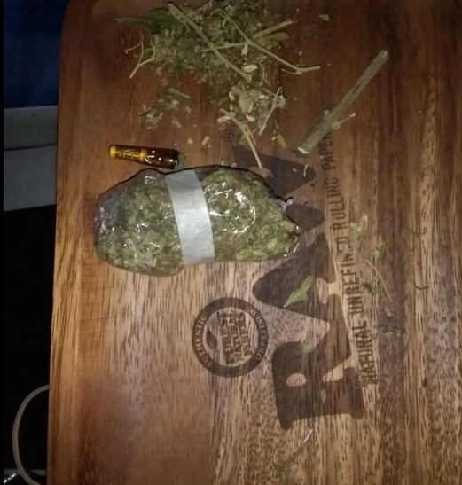 Incautaron también 4.500 gramos de cogollo de marihuana.