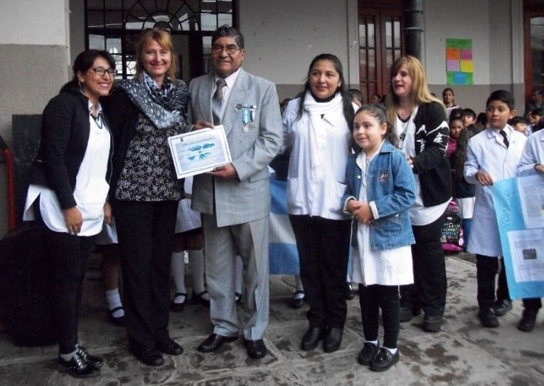 Los homenajeados recibieron diplomas recordatorios del emotivo acto.