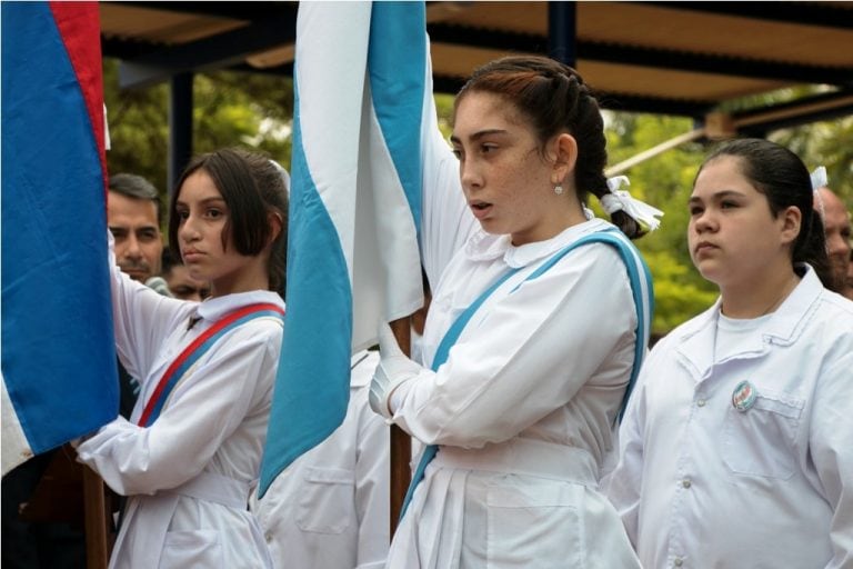 Los alumnos de la escuela 356 en el acto inaugural del ciclo lectivo 2019.