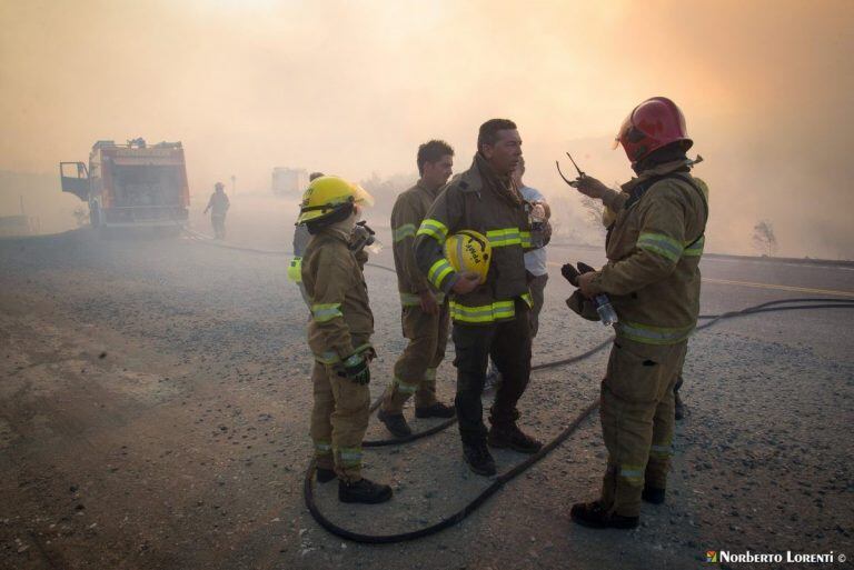 Néstor García, es el bombero altagraciense convocado para viajar a la Amazona (AG Noticias).