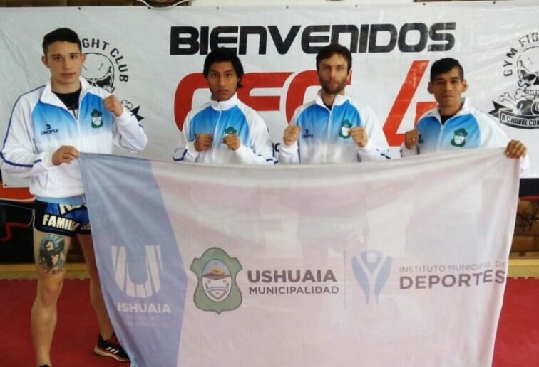 Integrantes de la Escuela Municipal de Kick Boxing en Ushuaia