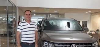 Carlos Lowe, concesionario de Ford y Volkswagen, dijo que la caída de venta de usados fue mayor. Pero se venden camionetas de alta gama. (MisionesOnline)