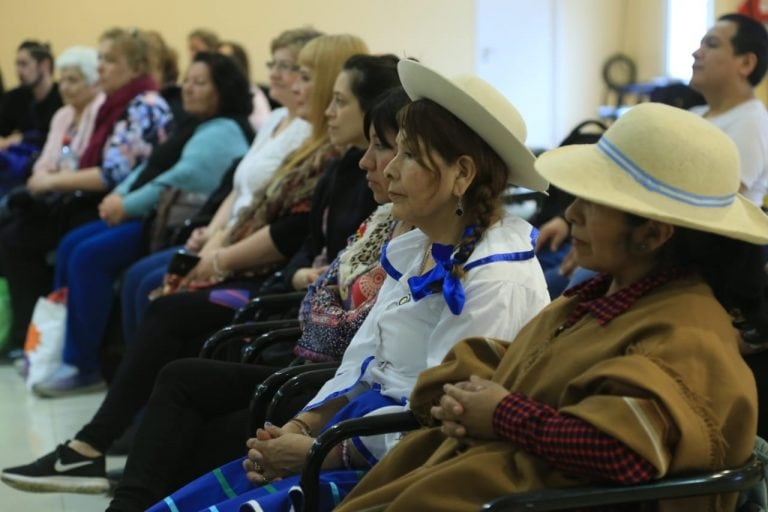 Dia Internacional de la Mujer Originaria