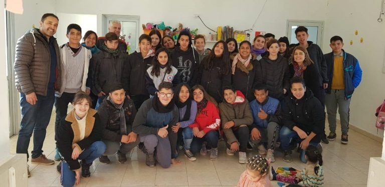 Alumnos del IPETyM Gral. Savio de El Pueblito.