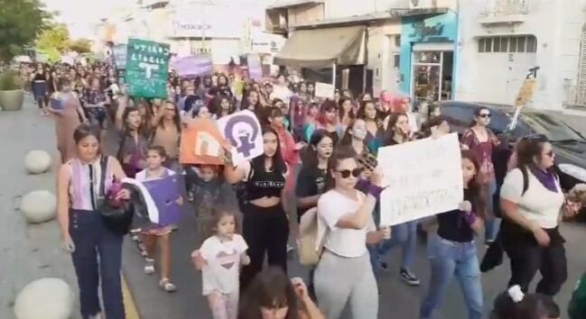 Marcha 8M en Punta Alta