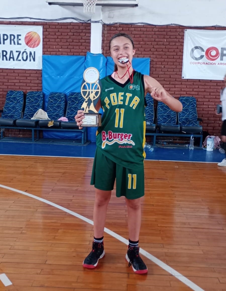 Morena Bazzi basquet Arroyito