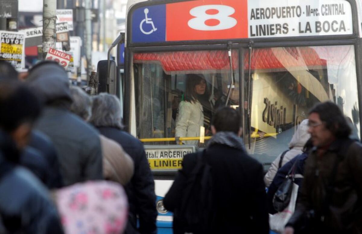 Transporte público gratuito en las PASO 2021: con qué frecuencia funcionarán colectivos y trenes