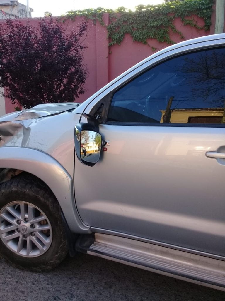 Alta Gracia: un motociclista perdió la vida tras colisionar contra una camioneta.