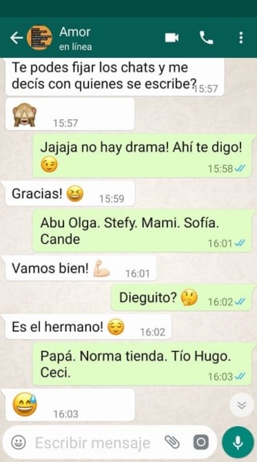 Encontró un celular en la calle, escribió para devolverlo y el novio de la dueña le hizo un insólito pedido.