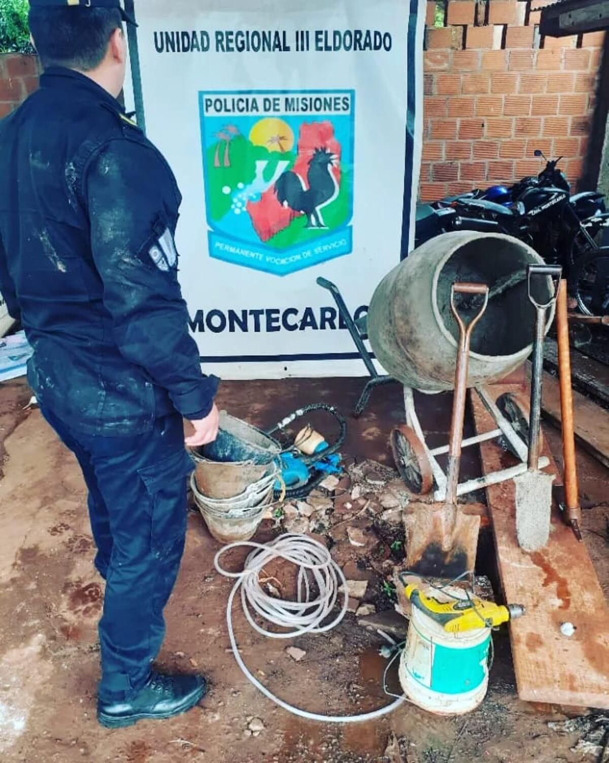 Montecarlo: efectivos policiales recuperan objetos robados