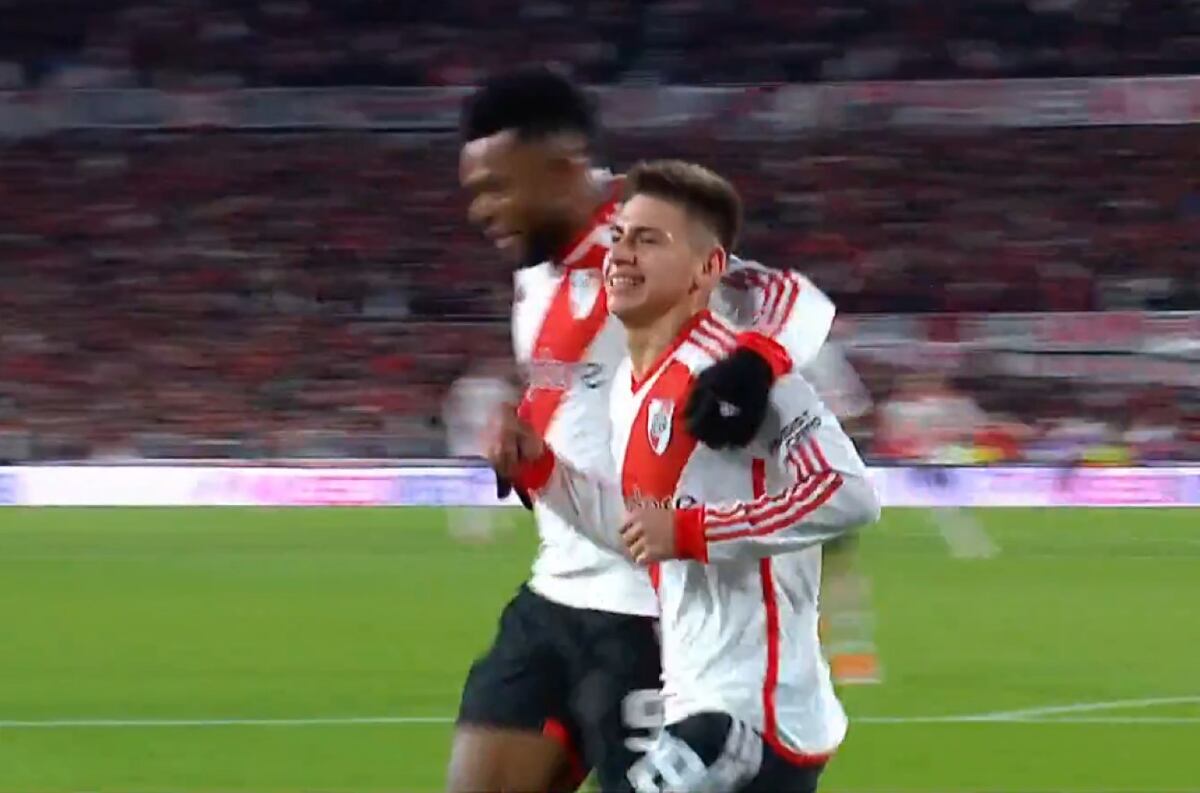 Un horror en la salida de Belgrano desde el fondo, y vino el 1 a 0 de River