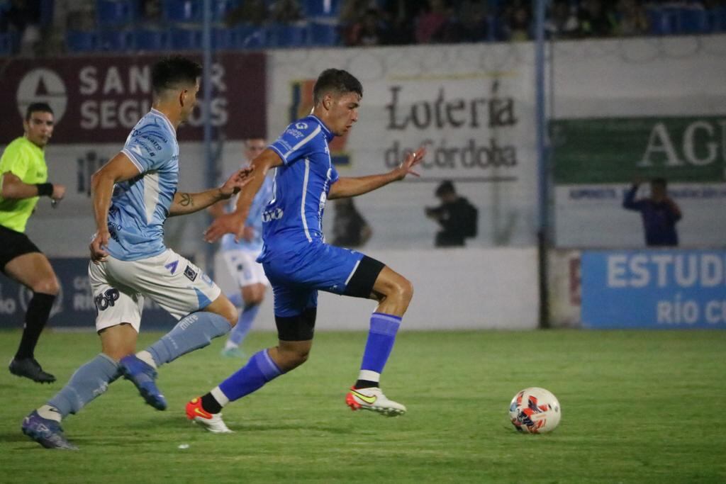 Godoy Cruz mostró falencias en el amistoso disputado ante Estudiantes en Río Cuarto.