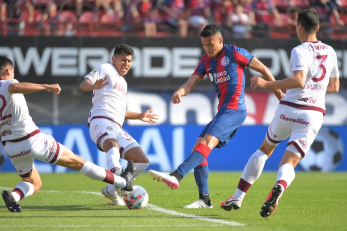 San Lorenzo perdió 3 a 1 ante Lanús y Paolo Montero sigue en la cuerda floja