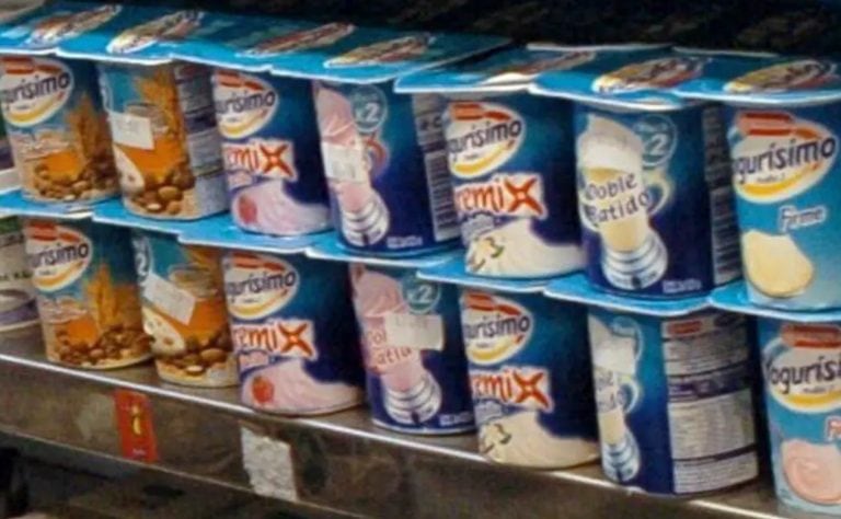 La multinacional Danone comunicó que su negocio en la Argentina fue puesto "en revisión"