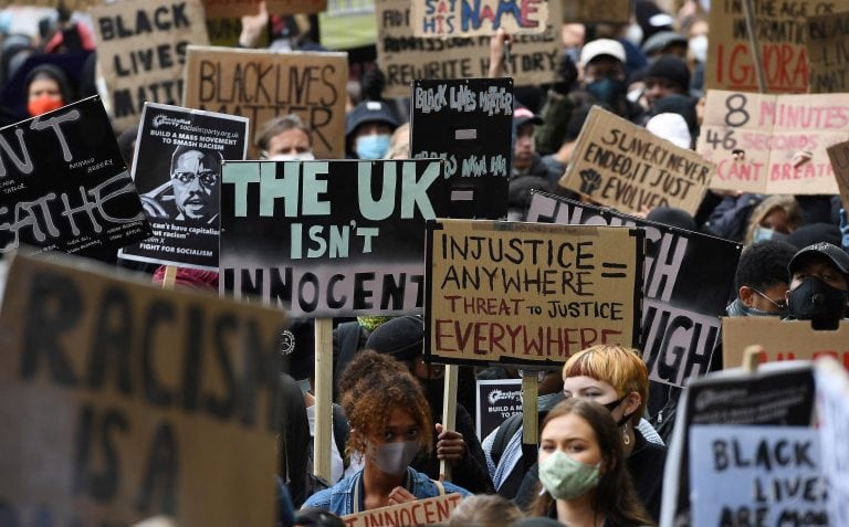 La ministra del Interior británica, Priti Patel, ha urgido por su parte a la población a no participar en manifestaciones "por la seguridad de todos" (Foto: EFE/EPA/ANDY RAIN)