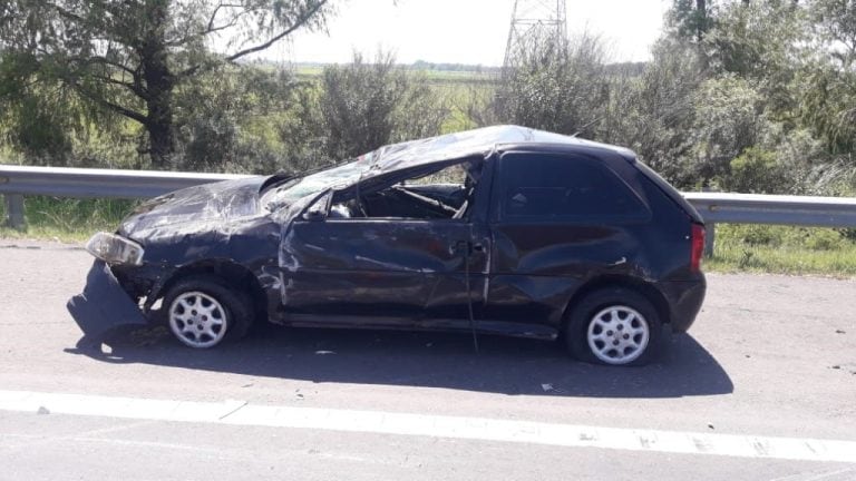 Vuelco en RN 12
Crédito: Bomberos Ceibas