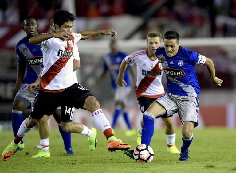 Lollo en algunos de los partidos de River que pudo jugar.