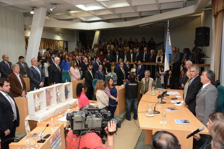 la gobernadora de la provincia, Alicia Kirchner, en la inauguración del 46° periodo legislativo