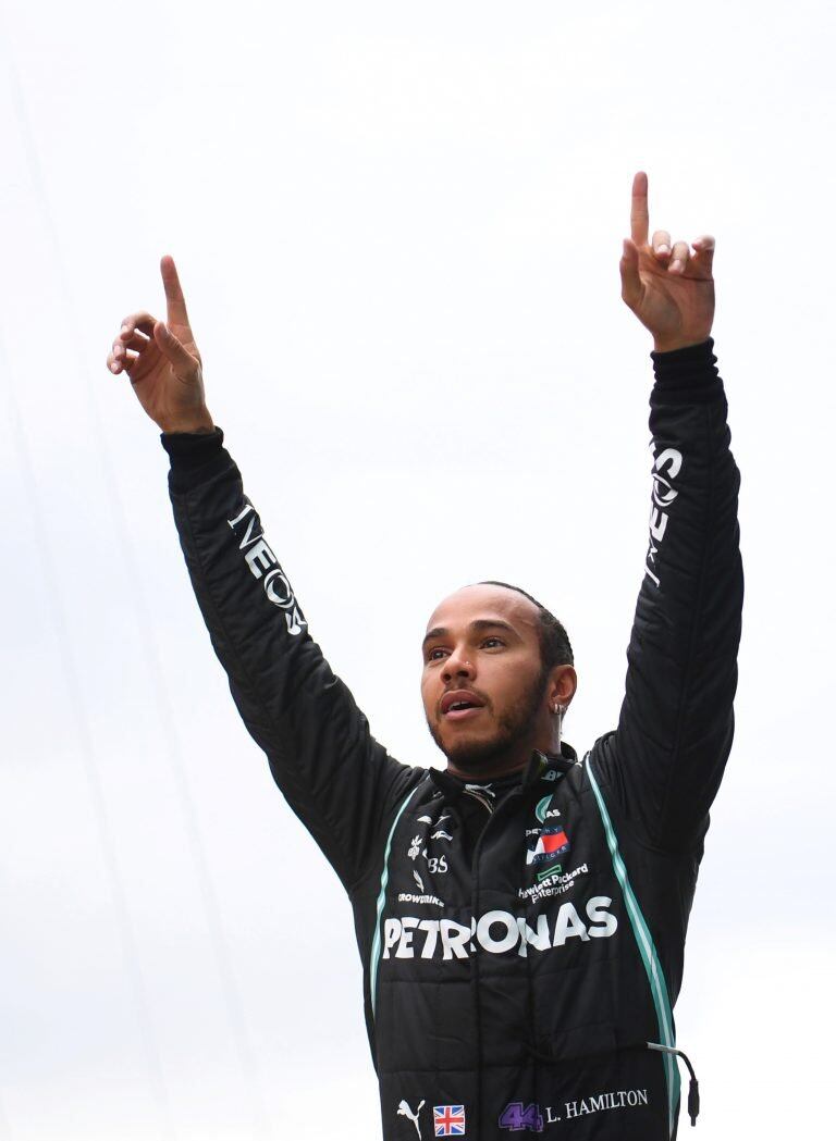 Lewis Hamilton celebra en Estambul (Foto: REUTERS/Clive Mason)