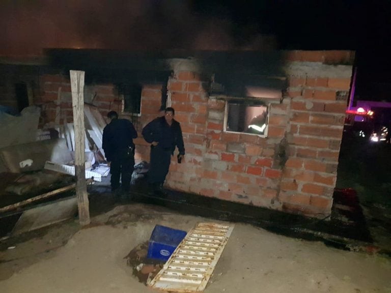 Incendio de precaria vivienda