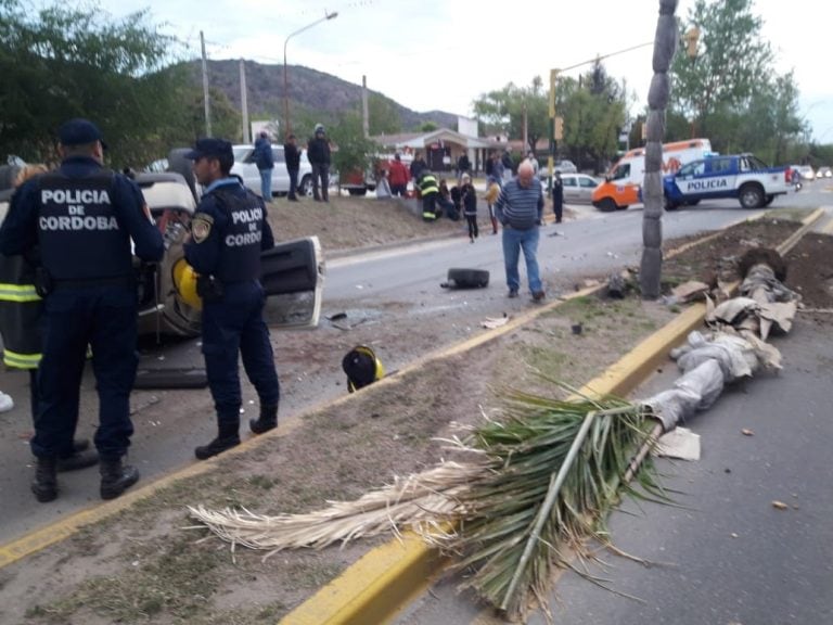 Accidente en Av Cárcano