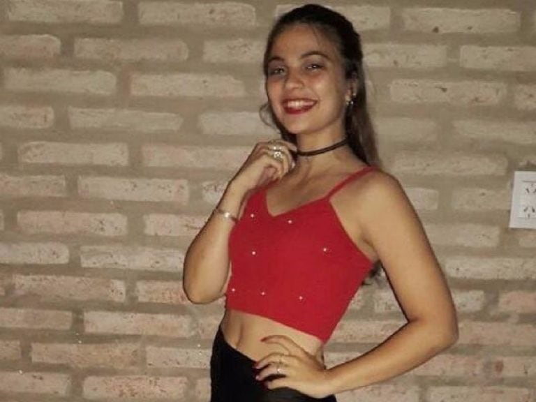 Agustina Imvinkelried apareció sin vida cerca del boliche donde fue vista por última vez. (Facebook)