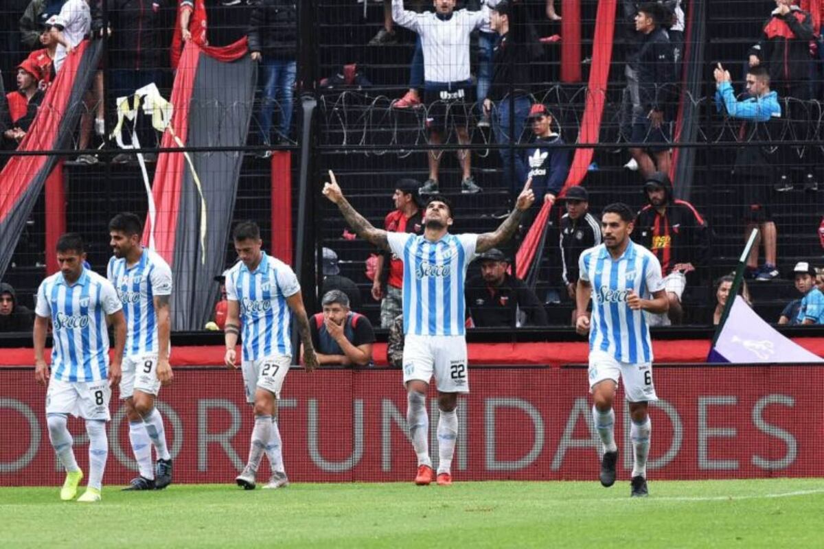 Un equipo alternativo de Colón cayó 2 a 0 ante Atlético Tucumán