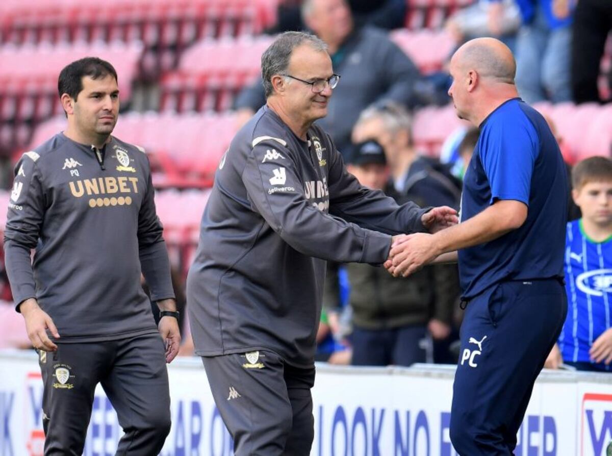Emoción rojinegra: Bielsa agradeció a Newell's por el premio Fair Play de FIFA