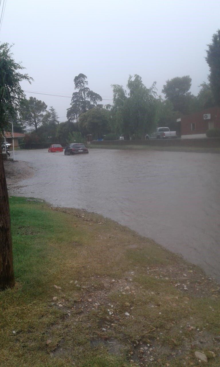 Inundación en Mina Clavero (Fotos: Policía de Córdoba).