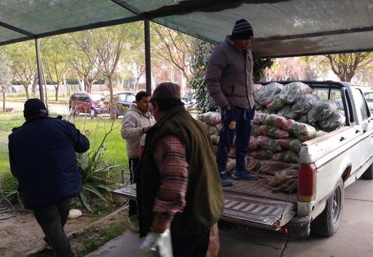 Para adquirir la mercadería deben encargarlo con anticipación.