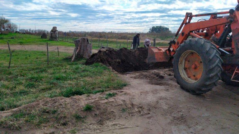 Abrió un camino en su campo para evitar controles sanitarios y cobraba peaje (Foto: infobis)